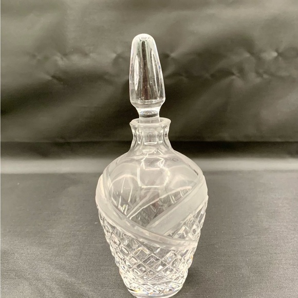 Vintage Crystal Parfumerie Bottle - Picture 10 of 11